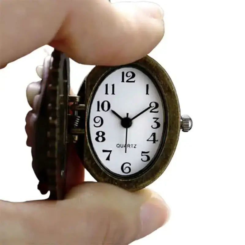 Elegant pendant watch in natural colors with quartz tree pendant watch